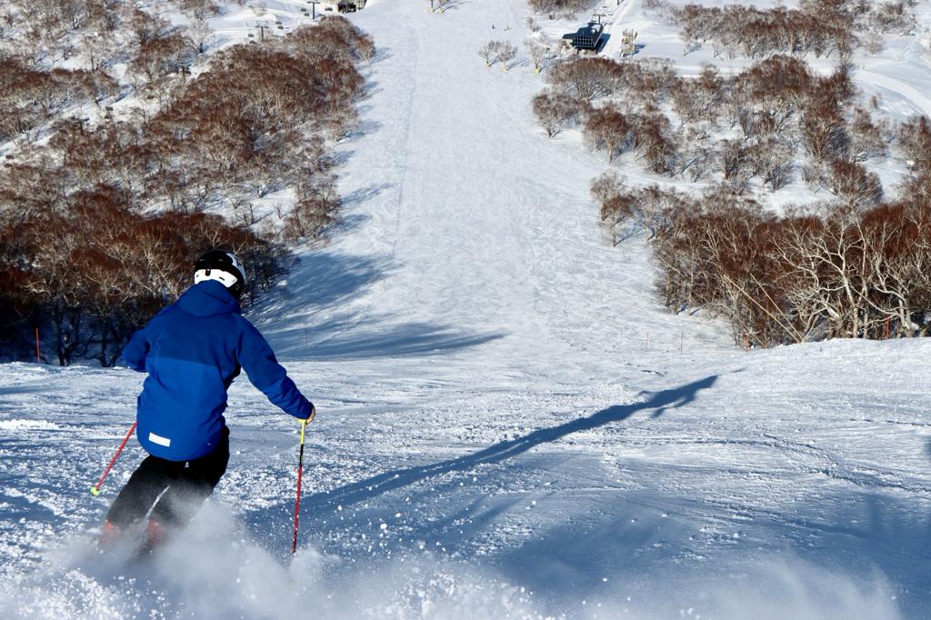 Ski Niseko with Hokkaido Ski Club